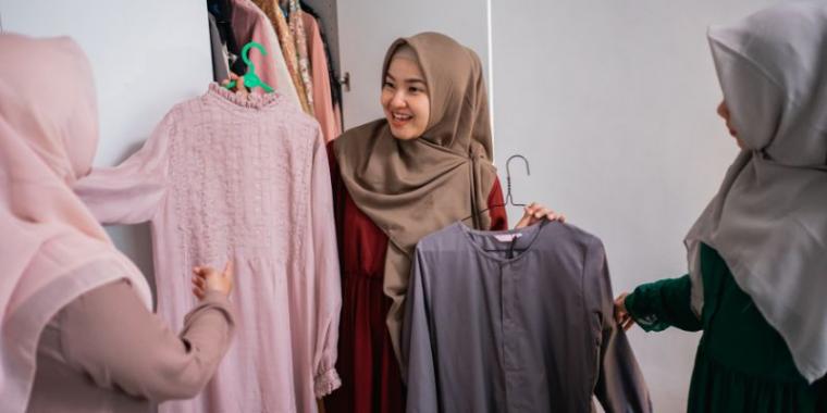 Model Gamis Remaja Muslimah Sesuai Acara yang Baik